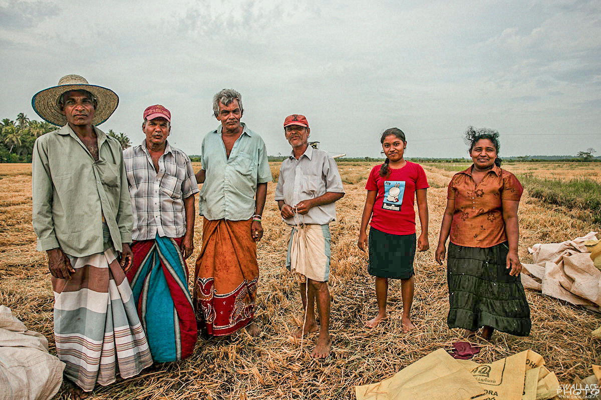 family_worker_srilanka